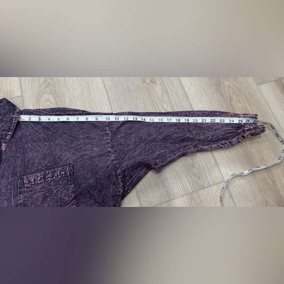 Electric & Rose Elliot Dresshirt Acid Denim. 100% cotton. 💜💟 - Picture 7 of 13